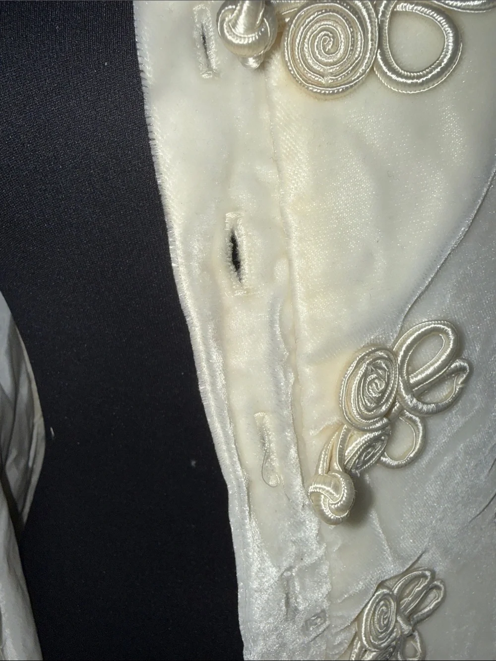Vintage Watters and Watters Cream Velvet Formal Jacket Size 2